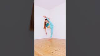 Flexibility Check  Anna McNulty Viral TikTok [upl. by Lona]