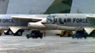 Boeing B52E amp KC135A  quotTakeOff March AFBquot  1968 [upl. by Taber]