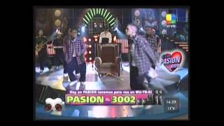 Debut de Los Cholos en Pasión de Sábado 3006´12 [upl. by Ahsinrats416]