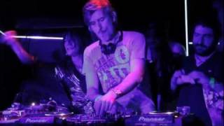 KAVINSKY Testarossa Autodrive  Signatune  Live  Social Club [upl. by Nnylirehs997]