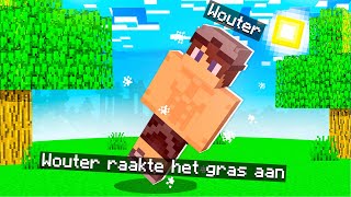 Minecraft Maar Lopen Op Gras Is Dodelijk😅 [upl. by Naihtniroc920]