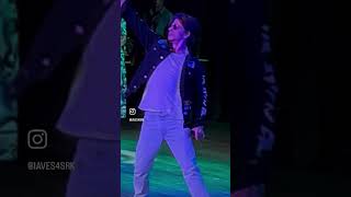 Iconic dance by SRK on chaiyya chaiyya [upl. by Tavis]