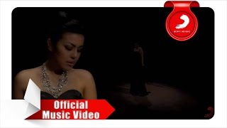 NOVITA DEWI  Sampai Habis Air Mataku Official Music Video [upl. by Anikal]