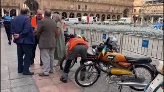 V Raid Solidario en Ciclomotor Clásico a favor de Proyecto Hombre [upl. by Kerred]