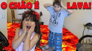 SALVESE QUEM PUDER O CHÃO É LAVA 🔥 Maria Clara amp JP THE FLOOR IS LAVA CHALLENGE [upl. by Layton]