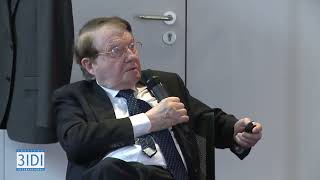 La Guerre des Ondes par le Pr Luc Montagnier [upl. by Florie]