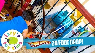 Cars  HOT WHEELS 20 FOOT BALCONY DROP Hot Wheels and Fast Lane Fun Toy Cars [upl. by Deidre]