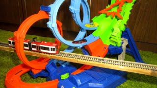 Hot Wheels 4Loop CrashOut and Siku Tram 1895 [upl. by Rizzo]