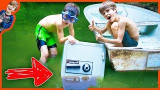 ABANDONED SAFE FOUND IN OUR NEIGHBORS POND LOOKS JUST LIKE CARTER SHARER SAFE  The Adventurers [upl. by Ledoux295]