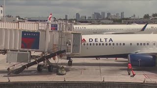 Delta outrage following Crowdstrike outage [upl. by Arama]