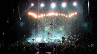 My Morning Jacket  Celebration Live  NYE at MSG in NYC  123108 [upl. by Ennair18]