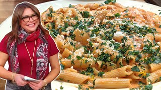 How to Make Penne with Sweet Vermouth and Cream Sauce  Rachael Ray [upl. by Evan]