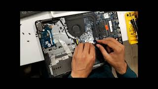 How to Replace a Dell Inspiron Laptop Battery  StepbyStep Guide [upl. by Romilda]