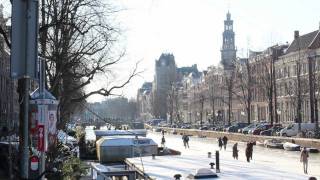 Schaatsen op de Keizersgracht 2012 [upl. by Delle]