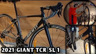 2021 GIANT TCR SL 1 SMALL BLACKDARK SILVER  WEIGHT [upl. by Llij]