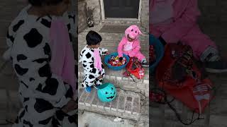 How Many Candies Can I Get🎃👻 halloween trickortreat candy [upl. by Leahsim]