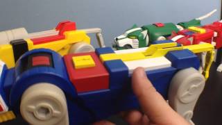 Matty Collectors 23quot Voltron Green and Blue Lions with Pidge and Allura Toy Reviews [upl. by Dimah705]