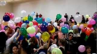 Balloon Drop 2013 [upl. by Tikna]