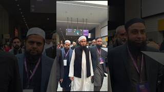 Molana Tariq Jameel sahab going on stage in london 😍 [upl. by Nayb]