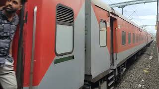 22630 Tirunelveli Dadar Superfast Express is priorized and overtaking 12626 Kerala Express  Podanur [upl. by Jaymie]