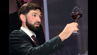 Meilleur sommelier de France  La finale de Pierre Vila Palleja  Le petit sommelier à Paris [upl. by Verda66]