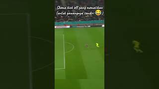 Skema kick off yang mematikan😂football comedy funnyvideo [upl. by Dynah]