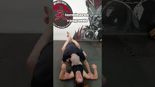 Defensa de Raspaje Calcañar BJJ shorts bjj jiujitsu mma martialarts bjjtechnique [upl. by Latnahc414]