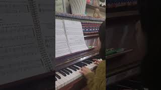 piano Hồng Ân tập đàn [upl. by Esinned]