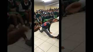 Amapiano Dance Moves At School😳🇿🇦🔥😂👐🏾 amapiano southafrica schoollife [upl. by Bradney]