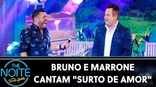 Bruno e Marrone cantam quotSurto de Amorquot The Noite 260919 [upl. by Aiker]