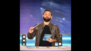 Cyril Hanouna en couple avec Kelly Vedovelli Ces mots qui ressemblent à une officialisation [upl. by Eugatnom]