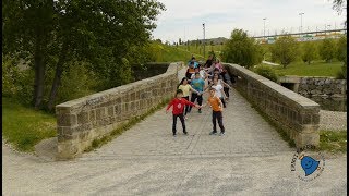 Txapeloaz  quotMunduko Dantzak 2017quot Ermitaberri Ikastetxean  quotDanzas del Mundo 2017quot en Ermitaberri [upl. by May]