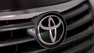 2019 TOYOTA AVALON FEATURES Arabic [upl. by Alac]