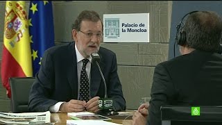 Las seis respuestas comprometidas de Mariano Rajoy en la entrevista con Carlos Alsina [upl. by Irrehs937]