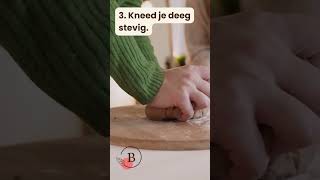 Kerstkoekjes Recept  Gingerbread Koekjes Bakken [upl. by Ynaffi]