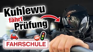 Praktische Führerscheinprüfung mit Kuhlewu  🤯  Fischer Academy [upl. by Osrock]