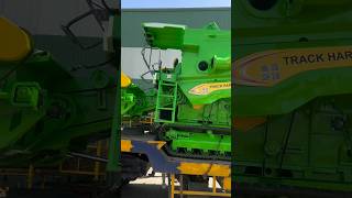 choti si combine dekh lo aaj shorts1 combine harvester tractor trending combinemachine [upl. by Allcot]