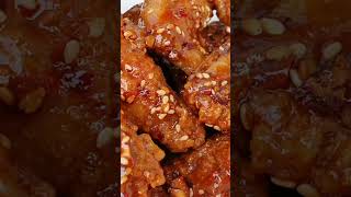 Spicy Honey Glazed Garlic Chicken Wings [upl. by Eibba]