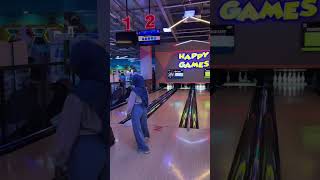 Bowling bowling happygames shorts shortvideo [upl. by Lowson184]