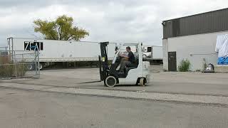 2018 UNICARRIERS MCP1F2A25LV 4400 LBS 3 STAGE LPG FORKLIFT [upl. by Eyar207]