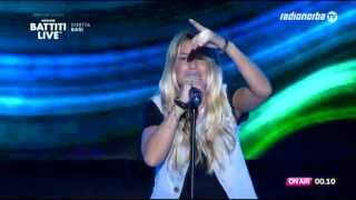 Emma Marrone  Battiti Live 2013  Bari [upl. by Belter]