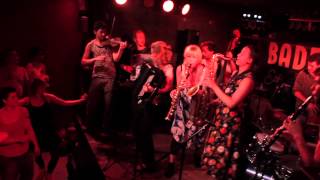 Flocken  Knoblauch Klezmer Band  Ot ozoy [upl. by Deehan]