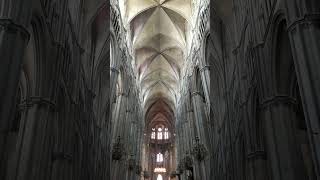 La Cathédrale SaintEtienne de Bourges VL Short [upl. by Oech]