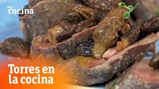 Cómo hacer Solomillo ibérico a la sal  Torres en la Cocina  RTVE Cocina [upl. by Ehcar620]