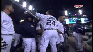 Miguel Cabrera despertó Jonrón 3er juego Serie Mundial Tigres vs Gigantes 281012 [upl. by Gretta]