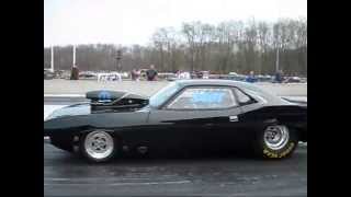 72 Cuda 411 ci 340 Drag Racewmv [upl. by Omrellug]