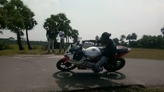 Yamaha R15 v2  Cornering [upl. by Walling333]