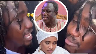 Wally seck craque devant la Kaaba sur la perte de sa Maman Diaga et son Papa Thione «Yalla nga diegà [upl. by Bazluke738]