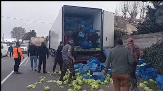 WIELKIE STRAJKI ROLNIKÓW POLSCY KIEROWCY POBICI ZAGRANICĄ [upl. by Anomis431]