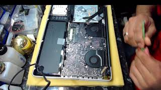 MACBOOK PRO A1286 8202915A LOGIC BOARD REMOVAL [upl. by Merri]